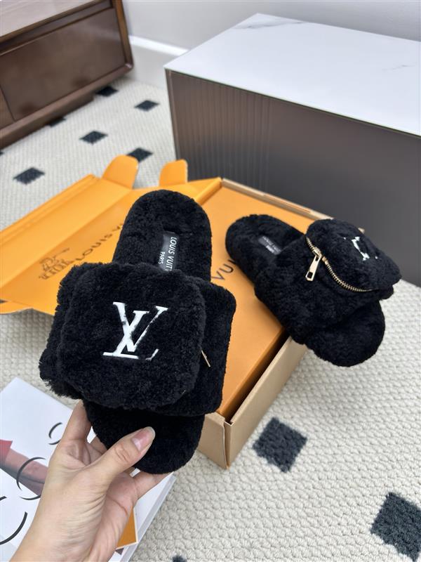 20251128184533742 300